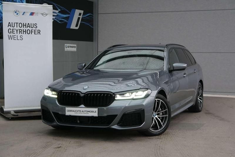Gebraucht BMW 530e Shadowline 184 PS (135 kW) 2022 Blau Kombi
