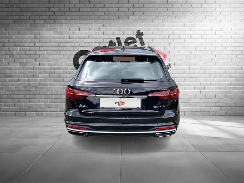 Gebraucht Audi A4 Advanced 136 PS (100 kW) 2022 Schwarz  metallic Kombi