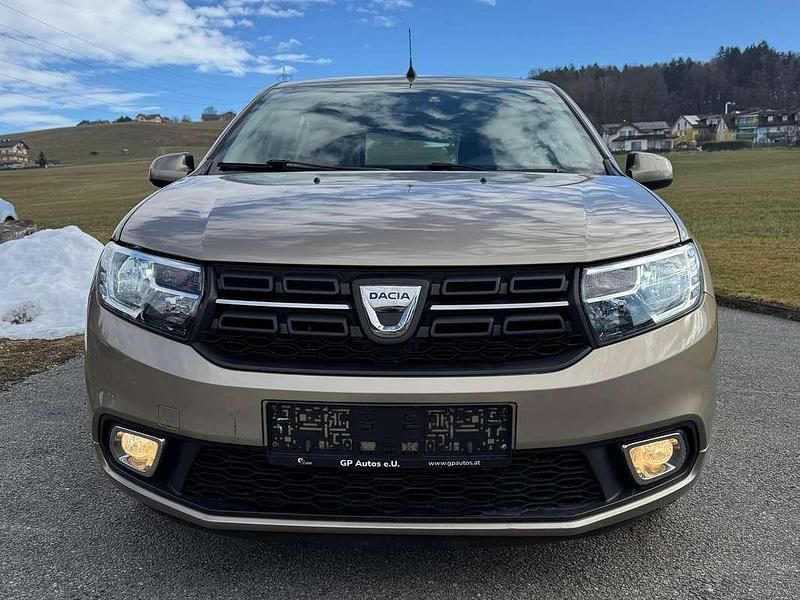 Gebraucht Dacia Sandero 90 PS (66 kW) 2020 Silber SUV