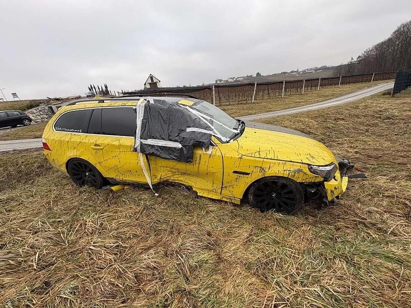 Gebraucht BMW 525 163 PS (119 kW) 2007 Kombi