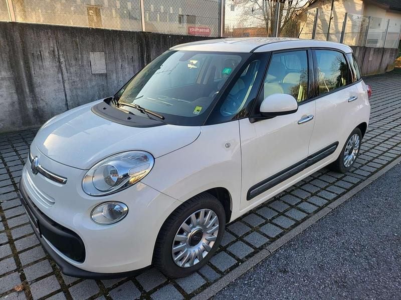 Gebraucht Fiat 500L Pop Star 95 PS (69 kW) 2015 Weiß Van / Kleinbus