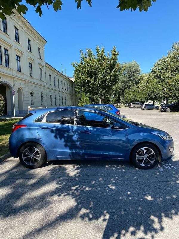 Gebraucht 2015 Hyundai i30 Comfort Limousine | € 8.500 (Guter Preis) - Bild 1/4