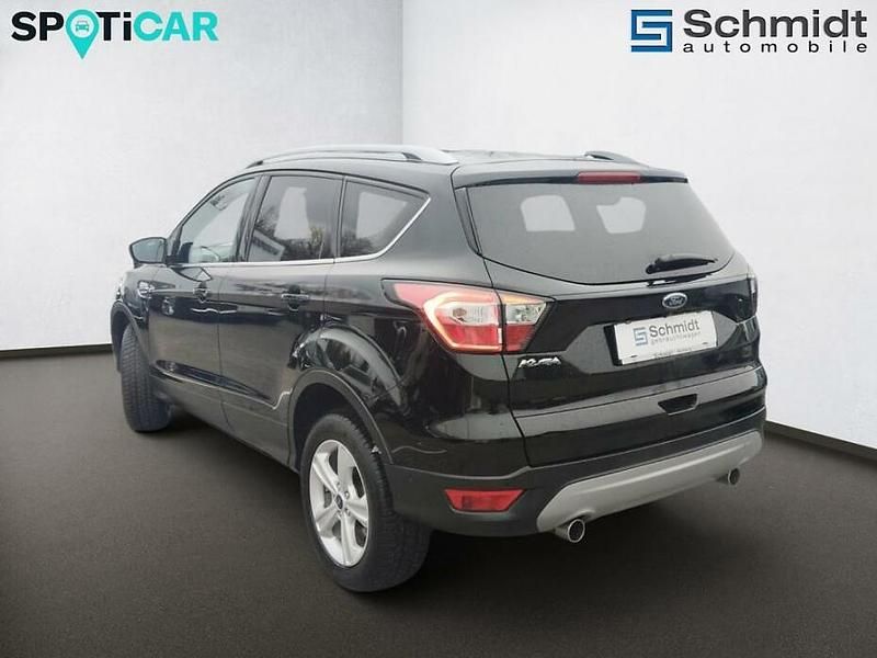 Gebraucht Ford Kuga Titanium 120 PS (88 kW) 2019 Schwarz SUV