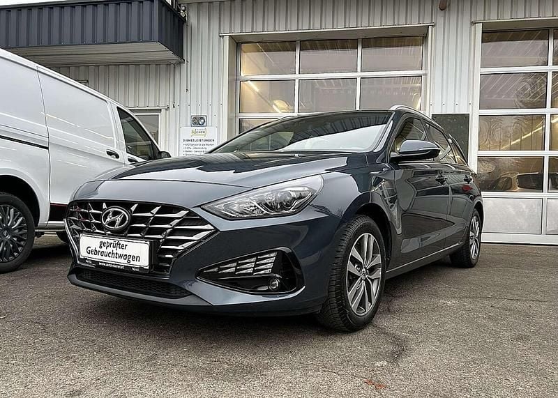 Gebraucht Hyundai i30 GO! 110 PS (80 kW) 2023 Blau Kombi