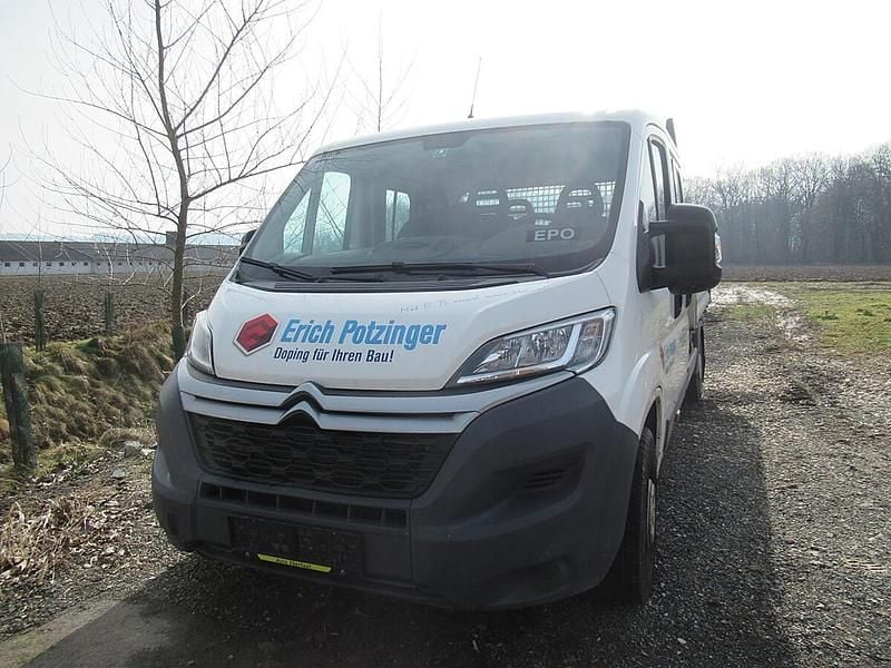 Weiß Gebraucht 2016 Citroën Jumper Van / Kleinbus | € 10.800 (Superpreis) - Bild 1/4