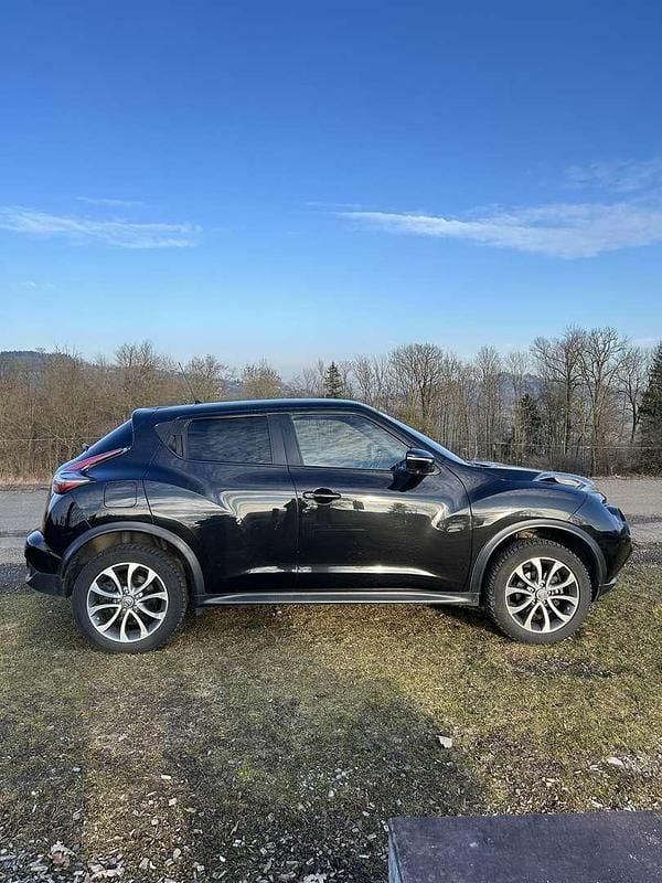 Gebraucht Nissan Juke Acenta 117 PS (86 kW) 2015 Schwarz SUV