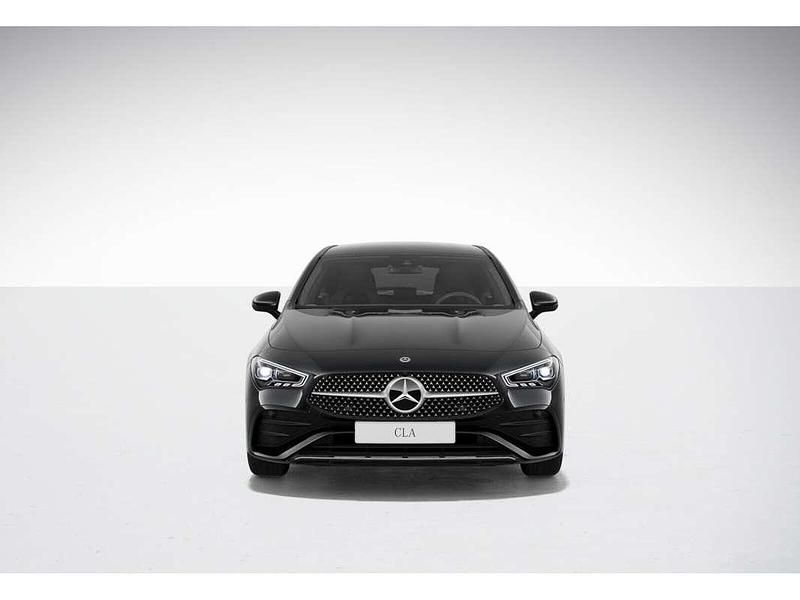Gebraucht Mercedes CLA200 Shooting Brake Edition 150 PS (110 kW) 2024 Kosmosschwarz metallic Kombi