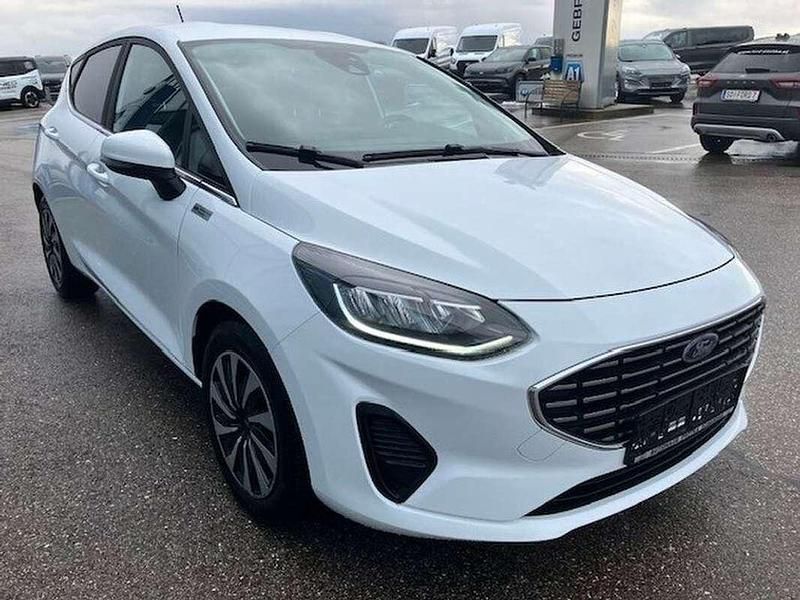 Gebraucht Ford Fiesta Titanium 125 PS (91 kW) 2022 Weiß Kleinwagen