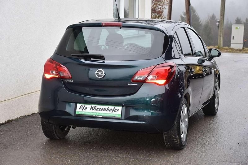 Gebraucht Opel Corsa 69 PS (50 kW) 2015 Grün Kleinwagen