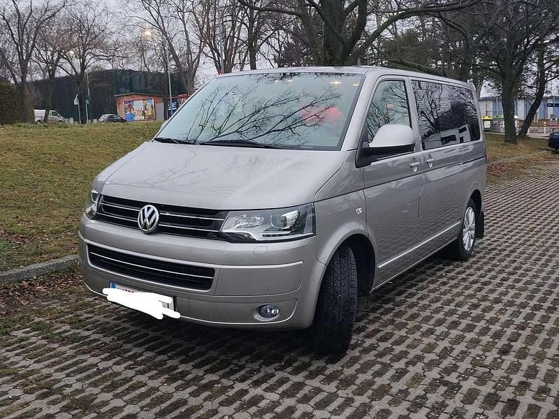 Beige Gebraucht 2012 VW Multivan Van | € 21.990 - Bild 1/4