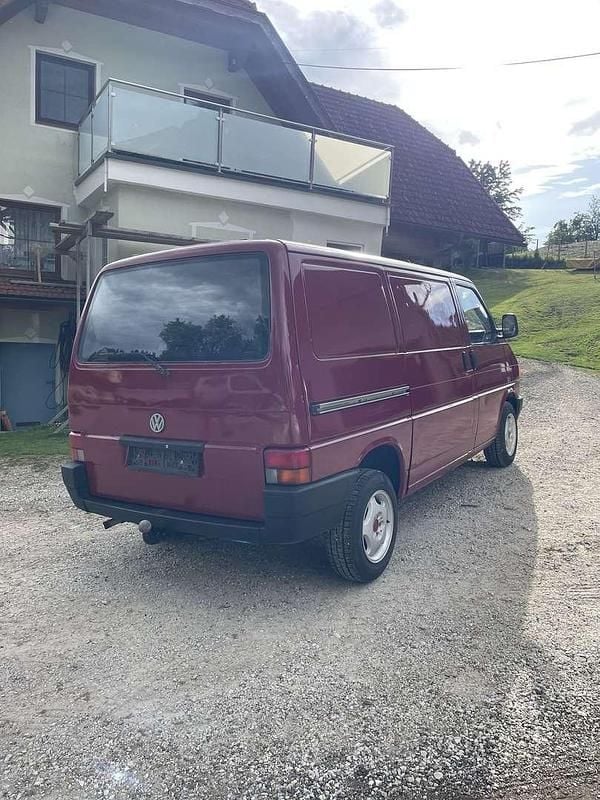 Gebraucht VW T4 68 PS (50 kW) 1994 Rot Van