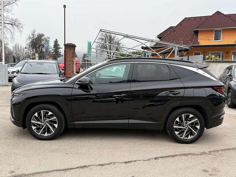 Gebraucht Hyundai Tucson Trend 136 PS (100 kW) 2021 Schwarz SUV