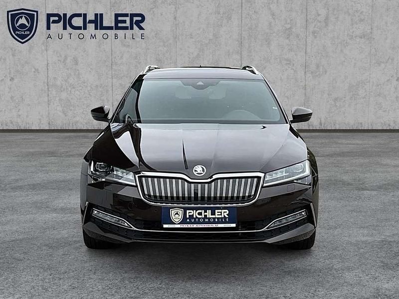 Gebraucht Skoda Superb Style 156 PS (114 kW) 2021 Dunkelbraun  metallic Kombi