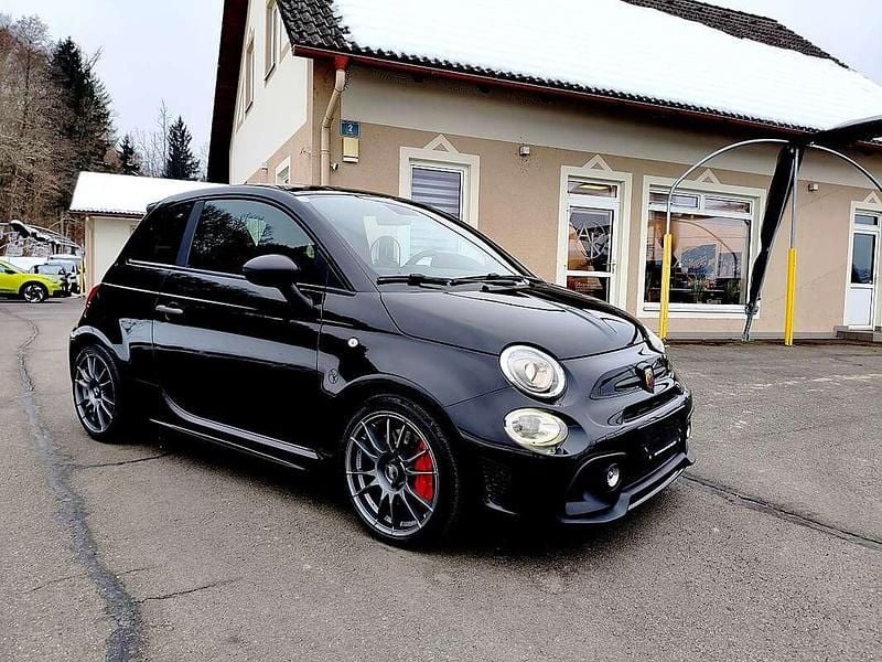Schwarz Gebraucht 2019 Abarth 595 Esseesse Limousine | € 18.900 (Fairer Preis) - Bild 1/4