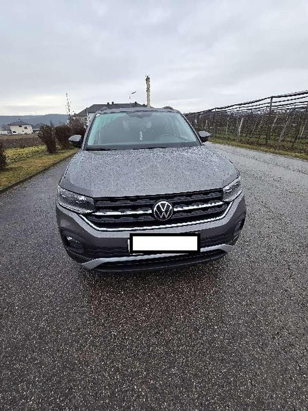 Gebraucht VW T-Cross Life 95 PS (69 kW) 2021 Grau SUV