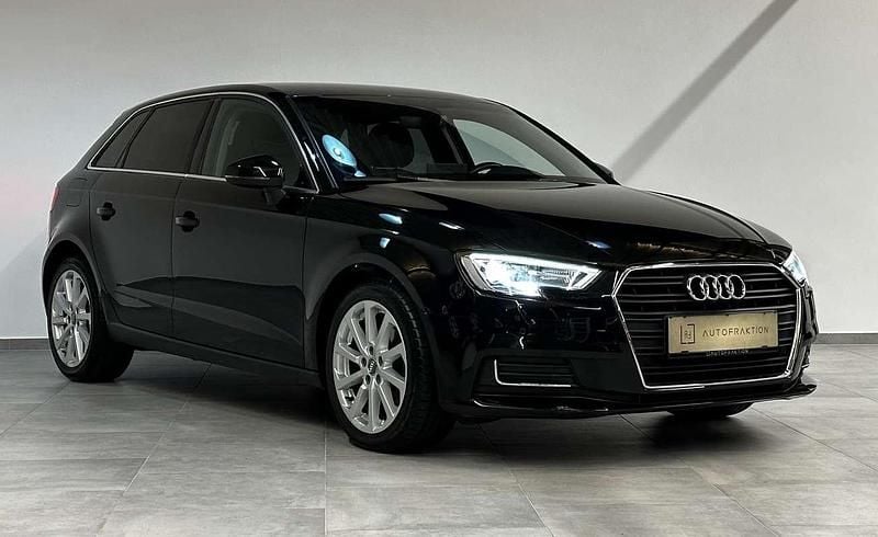 Gebraucht Audi A3 Design 116 PS (85 kW) 2017 Schwarz Kleinwagen