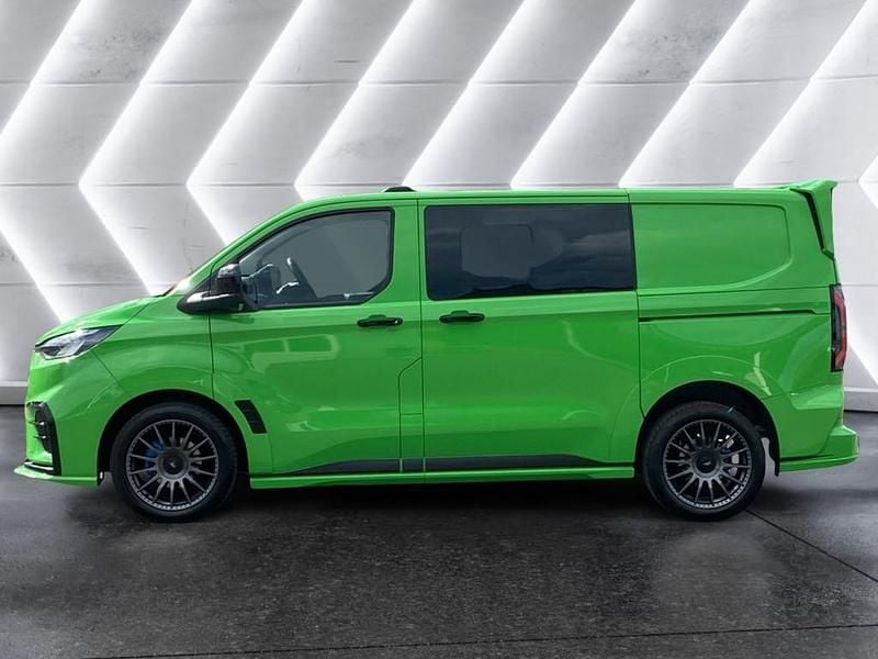 Neu Ford Transit Custom 170 PS (125 kW) 2025 Grün Van