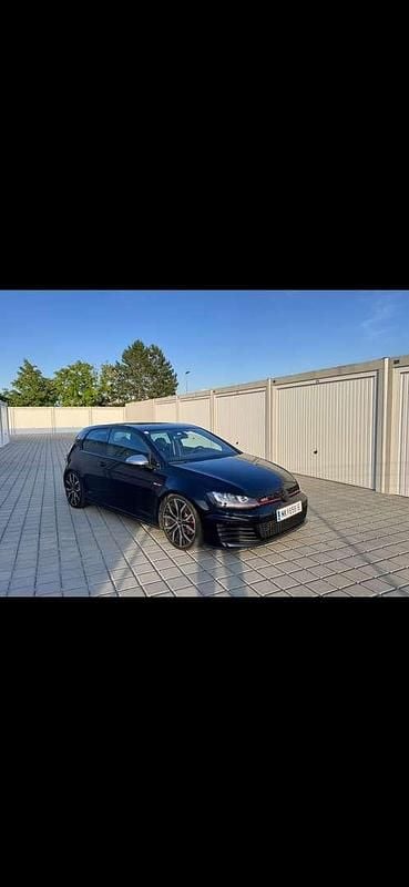 Gebraucht VW Golf VII GTI 220 PS (161 kW) 2014 Schwarz Limousine
