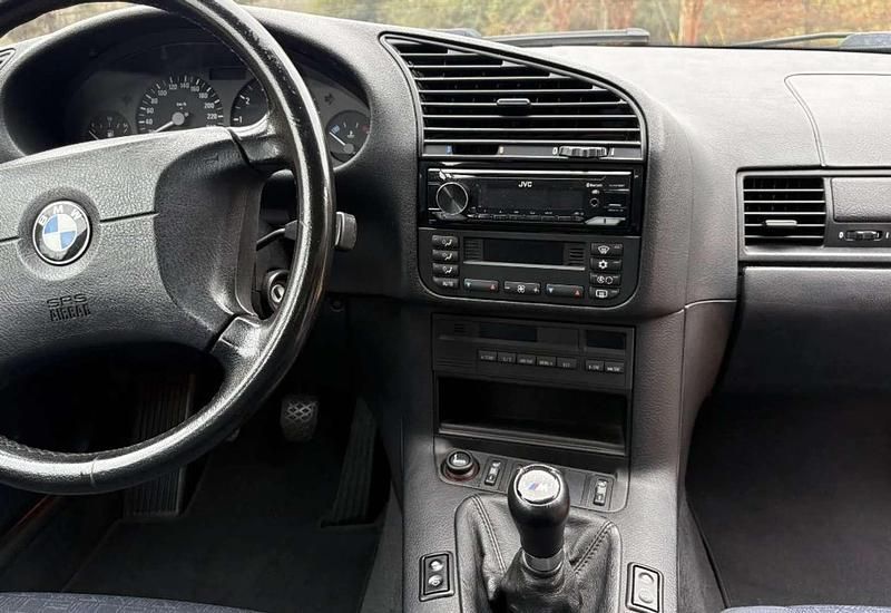 Gebraucht BMW 316 99 PS (72 kW) 1999 Grün Kombi