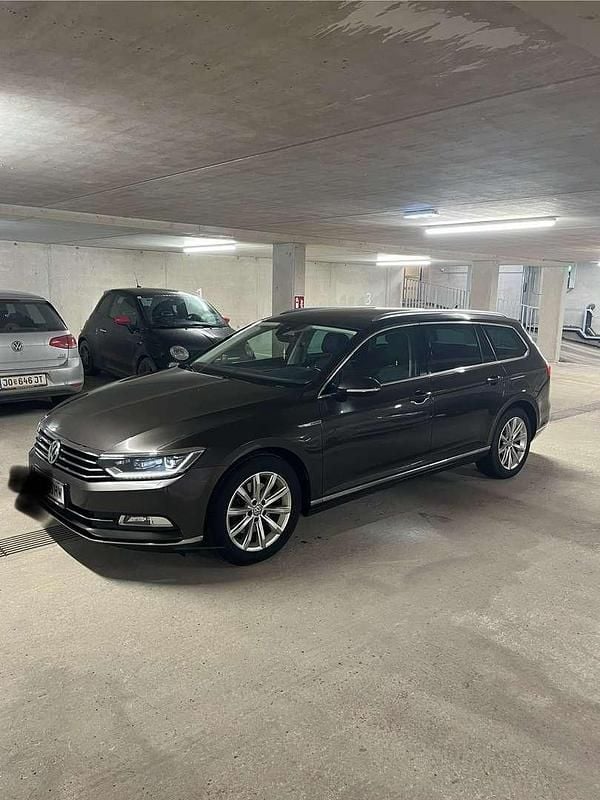 Gebraucht VW Passat Comfortline 190 PS (139 kW) 2017 Kombi