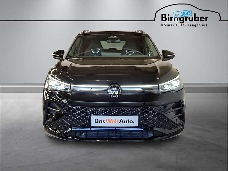 Gebraucht VW Tiguan Sport 150 PS (110 kW) 2025 Schwarz  metallic SUV