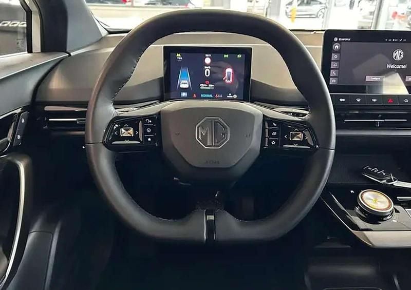 Gebraucht MG MG4 EV 125 kW (170 PS) 2023 Weiß Kleinwagen