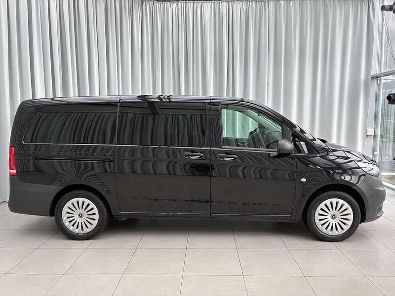 Gebraucht Mercedes Vito 163 PS (119 kW) 2024 Schwarz Van