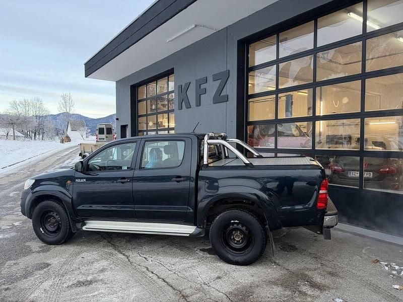 Gebraucht Toyota HiLux Life 144 PS (105 kW) 2015 Abholung