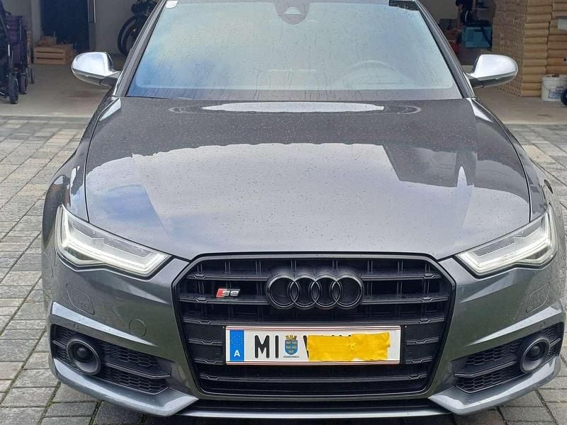 Grau Gebraucht 2018 Audi S6 Kombi | € 59.999 - Bild 1/4