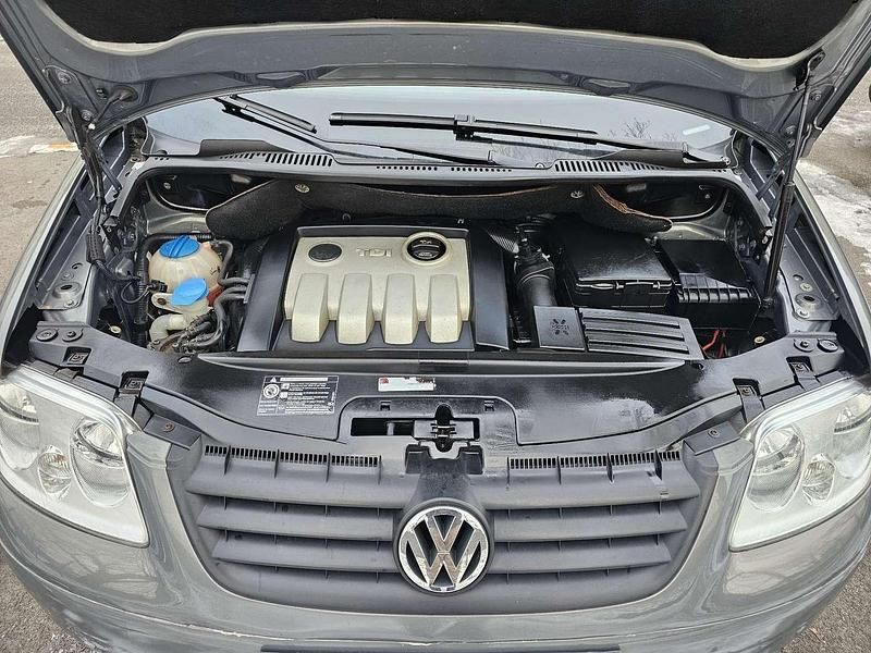 Gebraucht VW Touran Conceptline 90 PS (66 kW) 2005 Van / Kleinbus