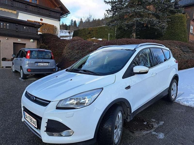 Gebraucht Ford Kuga Trend 140 PS (102 kW) 2013 SUV