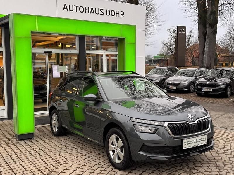 Dunkelgrau metallic Gebraucht 2021 Skoda Kamiq Active SUV | € 15.900 (Superpreis) - Bild 1/4