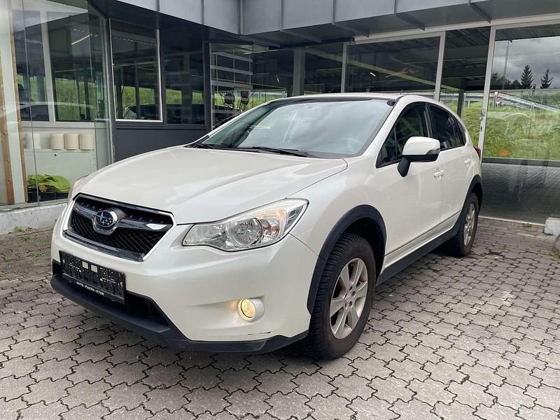 Weiß Gebraucht 2012 Subaru XV Comfort SUV | € 8.890 (Etwas zu teuer) - Bild 1/4
