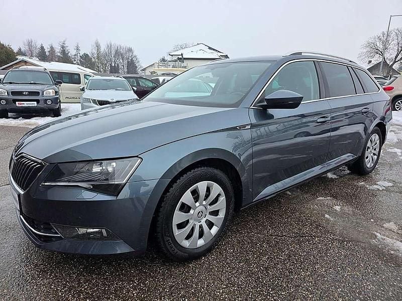 Gebraucht Skoda Superb Ambition 120 PS (88 kW) 2018 Grau Kombi