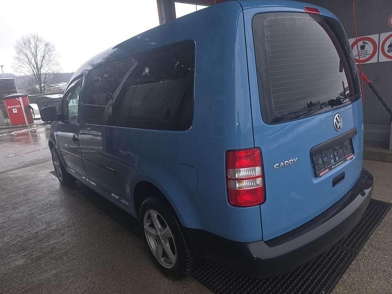 Gebraucht VW Caddy Maxi Highline 140 PS (102 kW) 2012 Blau Van / Kleinbus