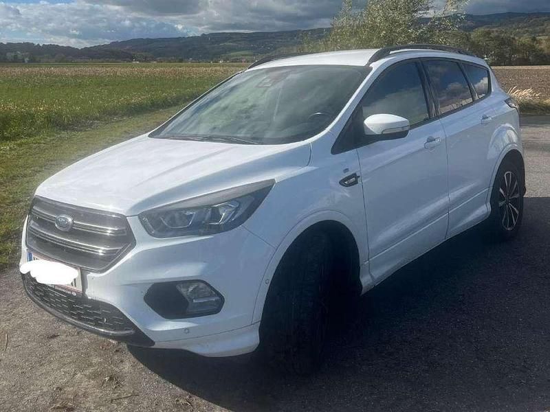 Weiß Gebraucht 2017 Ford Kuga ST-Line SUV | € 12.990 (Fairer Preis) - Bild 1/4