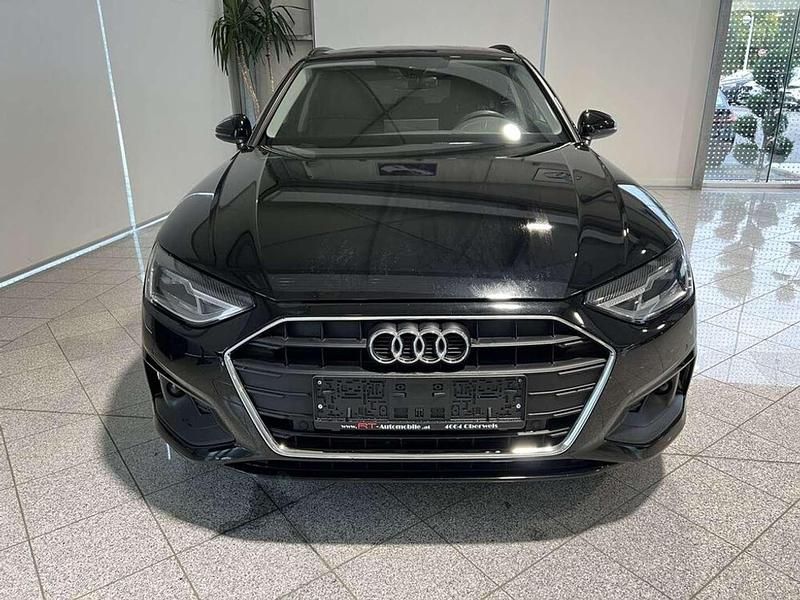 Gebraucht Audi A4 Sport 136 PS (100 kW) 2023 Schwarz Kombi