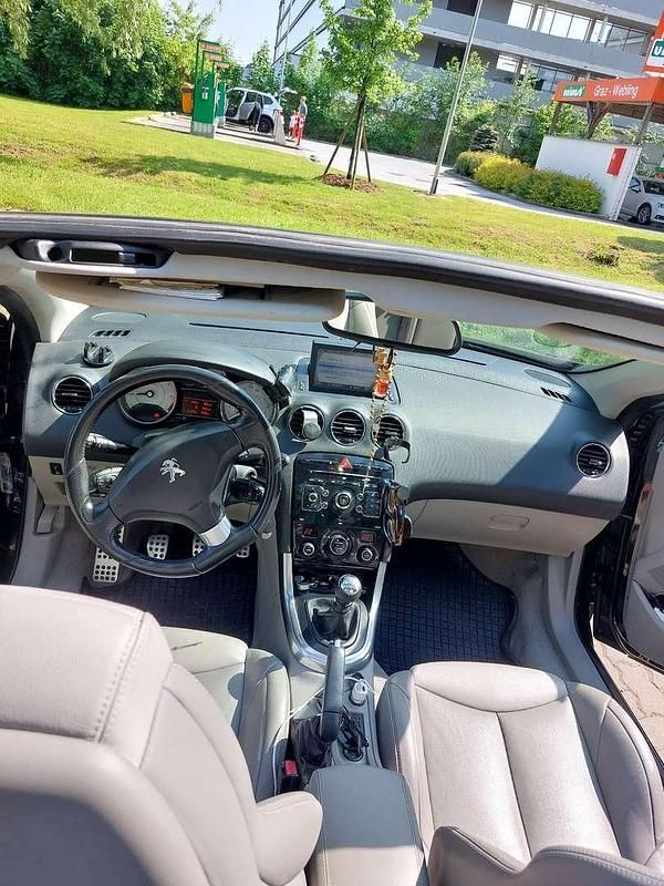 Gebraucht Peugeot 308 CC 156 PS (114 kW) 2011 Braun Cabrio