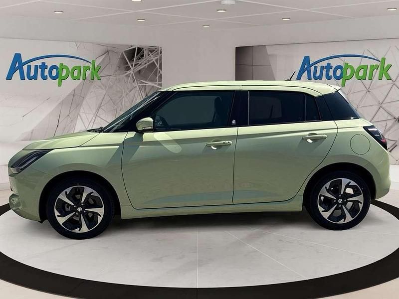 Neu Suzuki Swift 83 PS (61 kW) 2025 Gelb Limousine