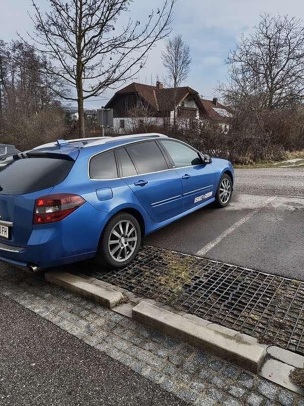 Gebraucht Renault Laguna GrandTour GT 178 PS (130 kW) 2008 Blau Kombi