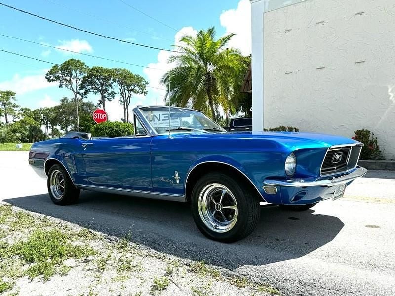 Dunkelblau Gebraucht 1968 Ford V8 Cabrio | € 49.900 - Bild 1/4
