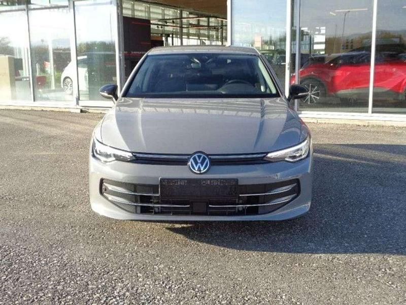 Gebraucht VW Golf VIII Goal 116 PS (85 kW) 2025 Grau Limousine