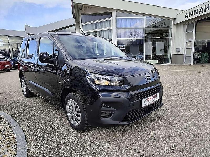 Gebraucht Fiat Doblò S 131 PS (96 kW) 2025 Schwarz Van / Kleinbus
