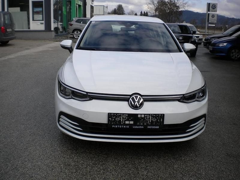 Gebraucht VW Golf VIII 90 PS (66 kW) 2020 Weiss  normal