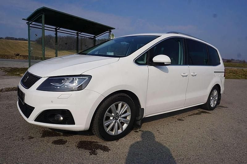 Gebraucht Seat Alhambra Style 140 PS (102 kW) 2013 Weiß Van / Kleinbus