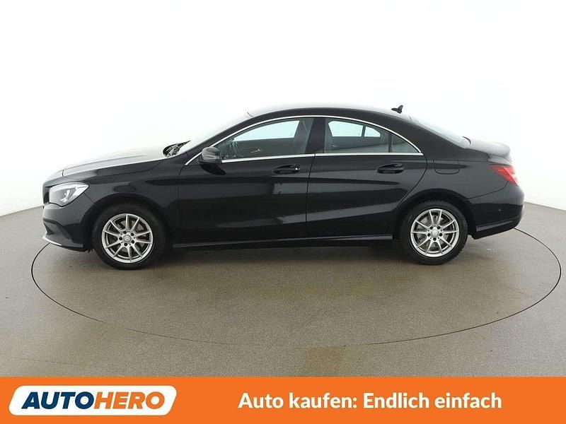 Gebraucht Mercedes CLA200 136 PS (100 kW) 2016 Schwarz Limousine