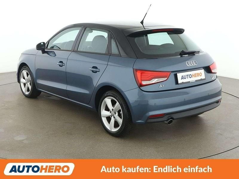 Gebraucht Audi A1 95 PS (69 kW) 2016 Blau Kleinwagen