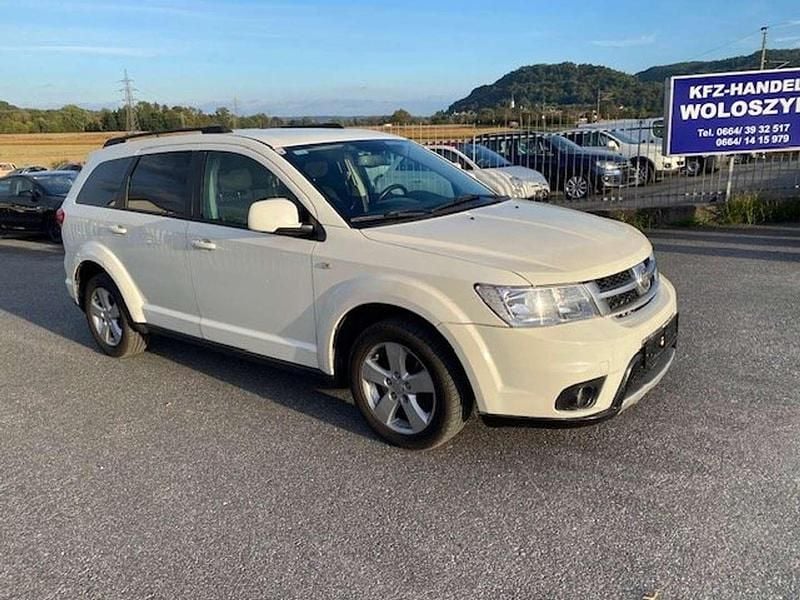 Weiß Gebraucht 2012 Fiat Freemont SUV | € 6.990 (Fairer Preis) - Bild 1/4