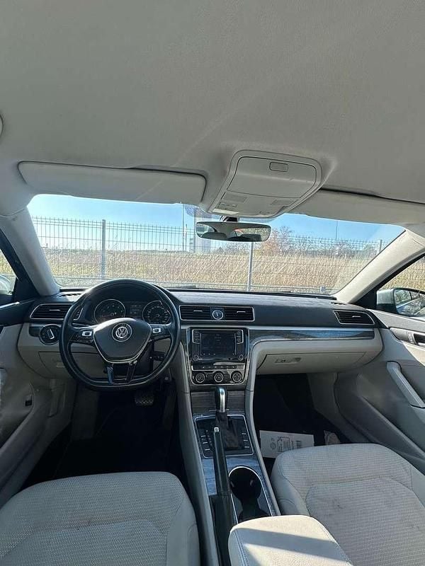 Gebraucht VW Passat 170 PS (125 kW) 2016 Grau Limousine