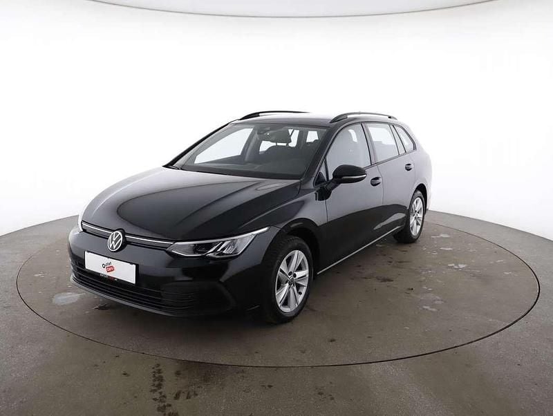 Gebraucht VW Golf VIII Life 116 PS (85 kW) 2022 Schwarz  metallicperleffektno Kombi